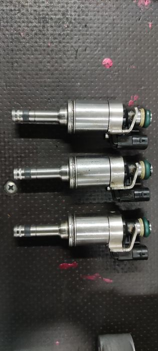 Wtryskiwacz wtrysk paliwa 1.0 EcoBoost Ford Focus mk3 III Ecosport
