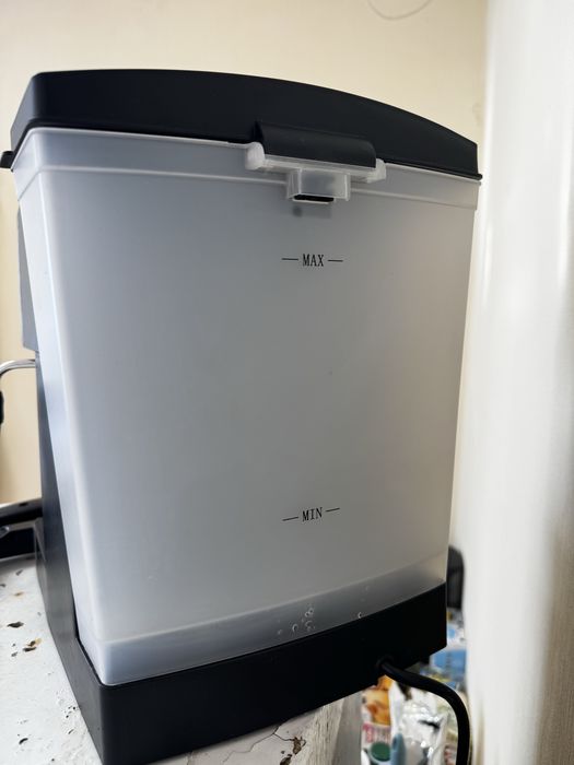 Кавомашина рожкова GRUNHELM GEC15