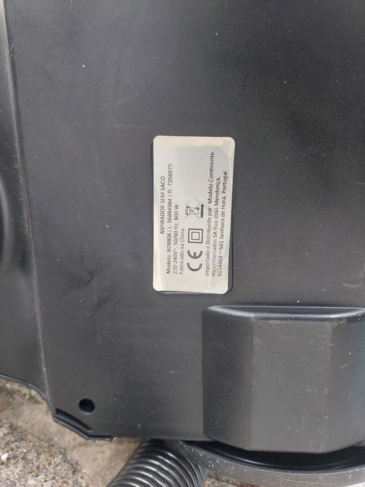 Aspirador sem saco 800W