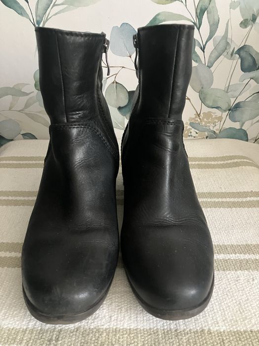 Botki damskie Bellissima ocieplane czarne na slupku roz.38