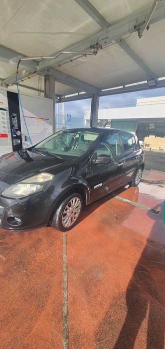 Vendo Renaul clio 1.2 eco2 2011
