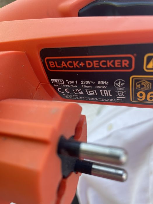 Aparador Elétrico Black+Decker GL360