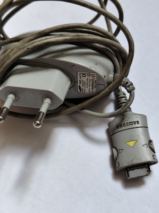 Зарядка, кабели для мобильных телефонов, смартфонов Samsung