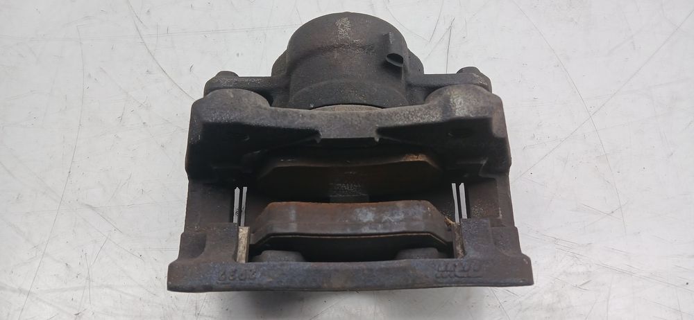 Pinça travão / maxila de travão frente direita NISSAN Micra V (K14)