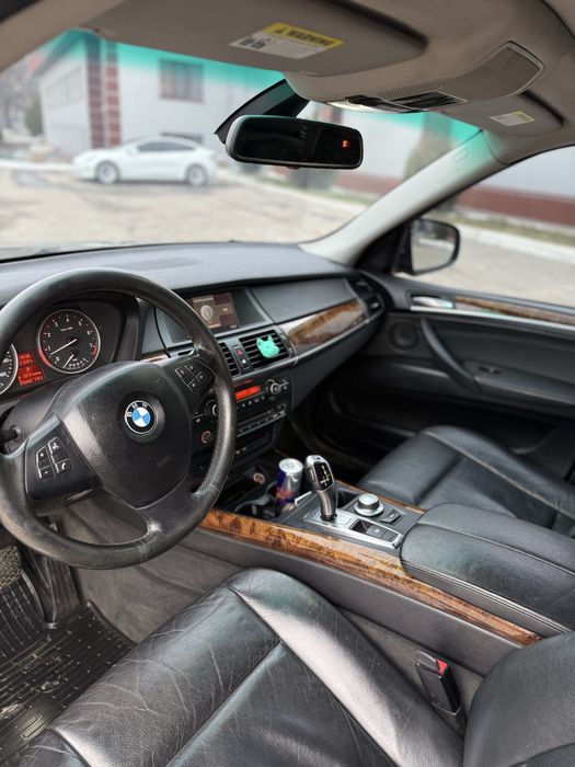 Продам BMW X5 E70