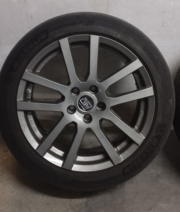 Vendo jantes MSW e pneus 17 J8