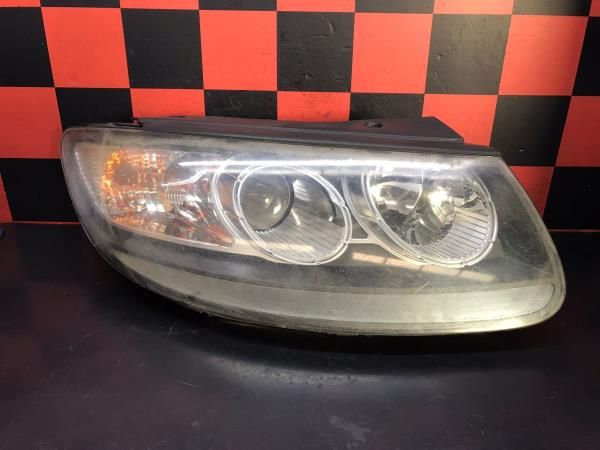 Ótica / farol direita HYUNDAI Santa Fé II (CM)