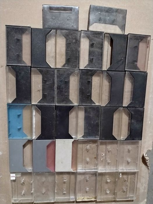 Pudełka na kasety magnetofonowe