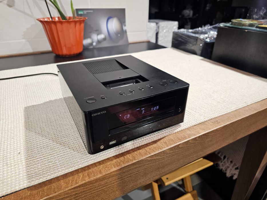 Ресивер Onkyo CR-245 (CS-245) DAB CD Receiver