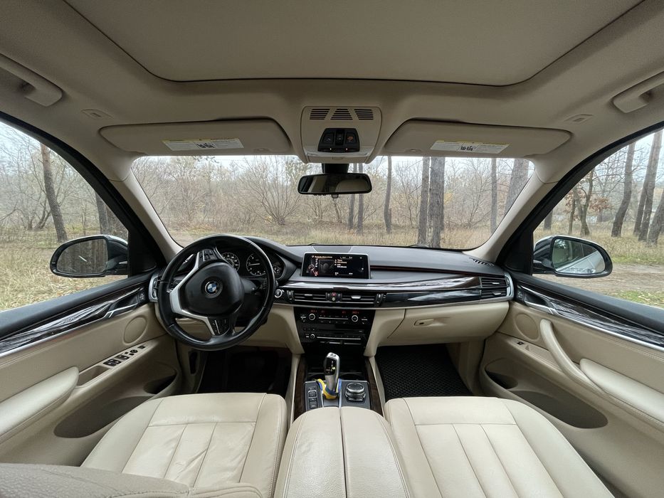 BMW X5 2014 року