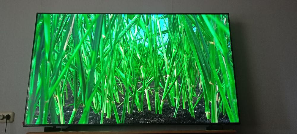 Телевізор Samsung 65 4K