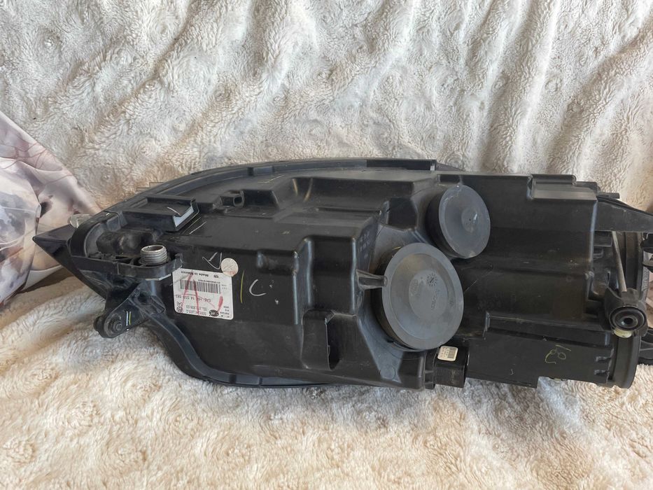 Lampy przednie VW Golf VII