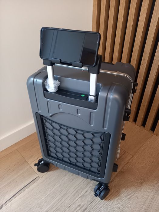 Stylowa walizka MRPLUM | Siedzisko | Zamek szyfrowy | Uchwyt telefonu