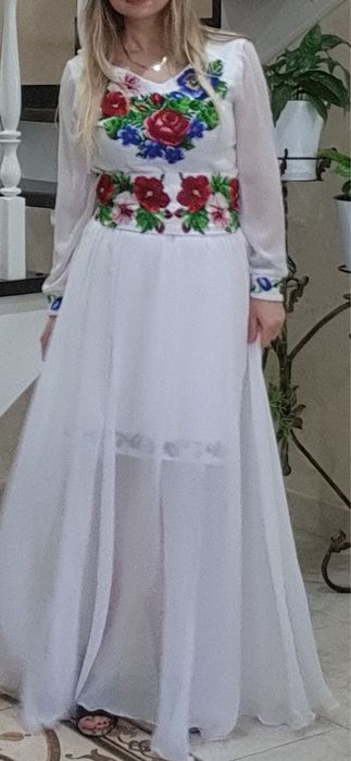Вишите бісером плаття!