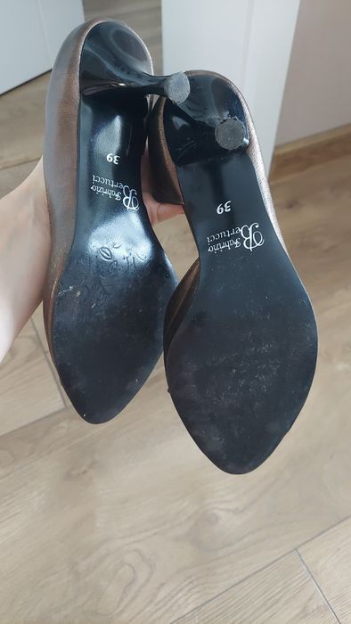 Pantofle czółenka Fabrizio Bertucci 39