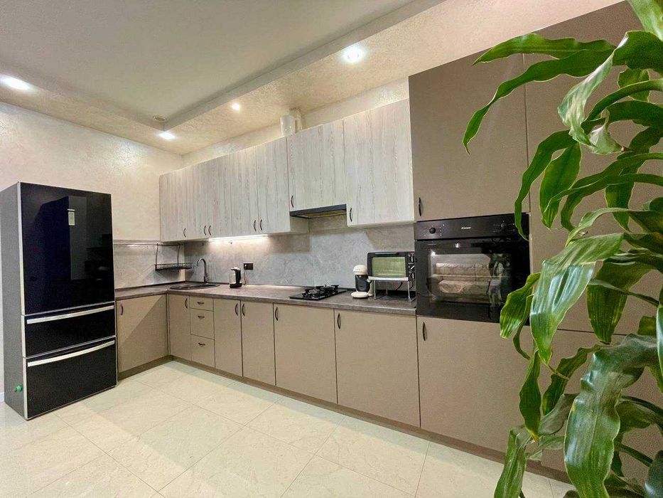 2-комнатаня квартира с ремонтом на Таирово