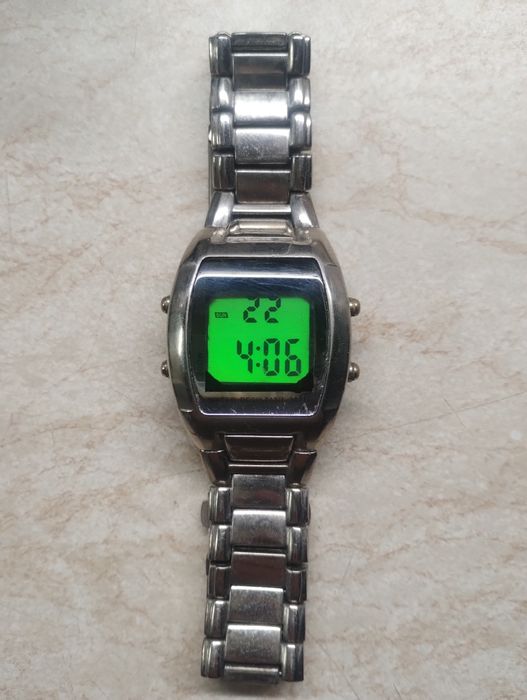 Электронные часы