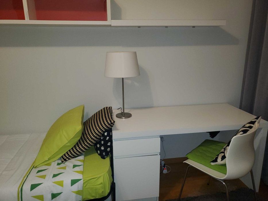 Quarto Solteiro na Amadora , junto ao Metro Amadora Este