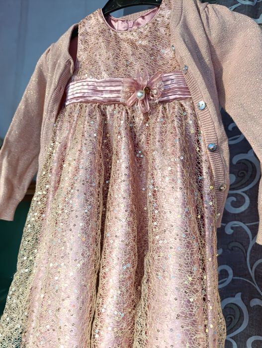 Плаття на вечірку