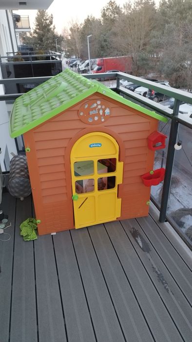 Domek ogrodowy/balkonowy ze stolikiem