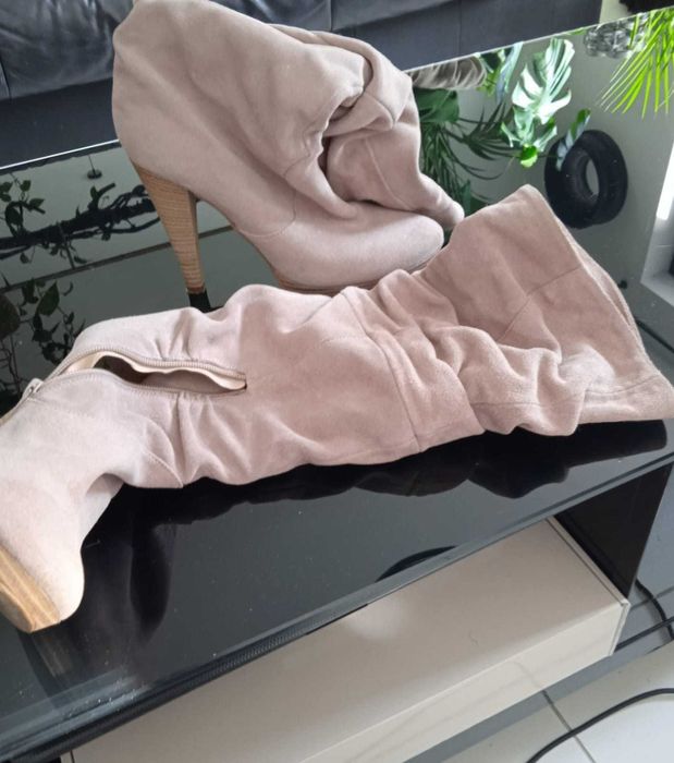 Kozaki włoskie damskie