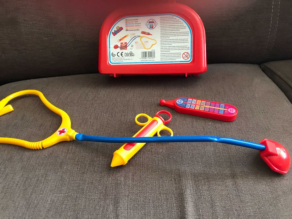 lekarz zestaw akcesoria medyczne dziecko