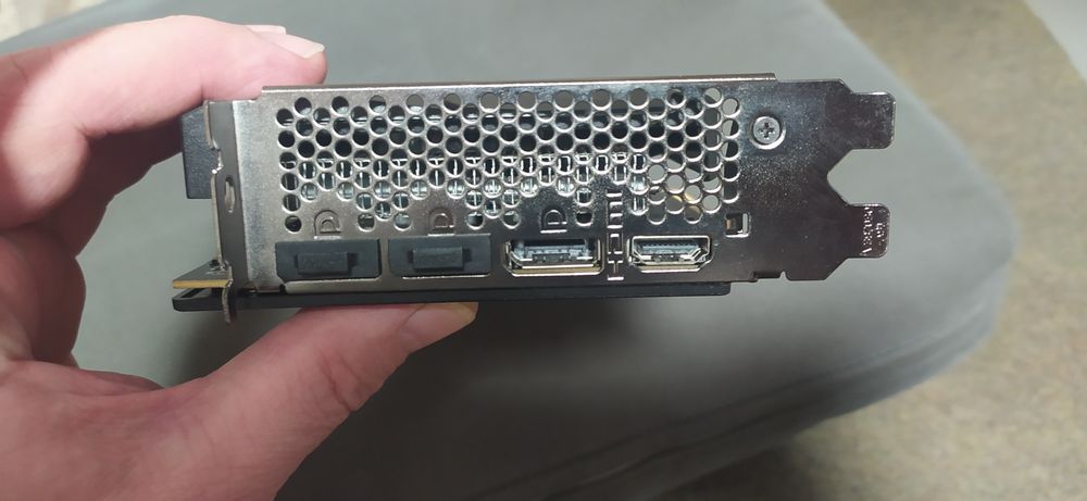 Видеокарта MSI geforce RTX 3050  8gb