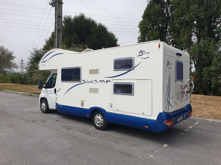 Autocaravana ano 2012 - 7 Lugares ultra confortável para família