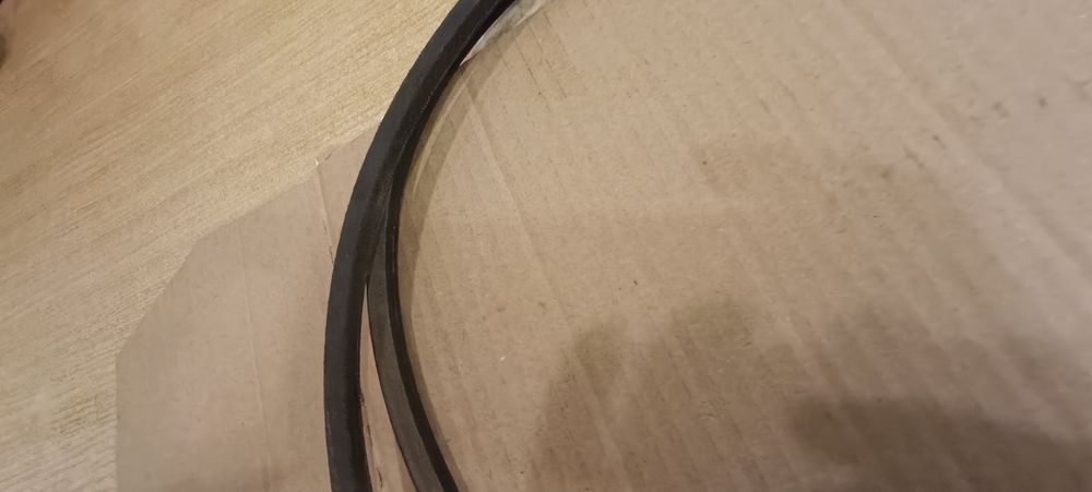 Pas pasek klinowy A-1000 STOMIL 13x8x1000