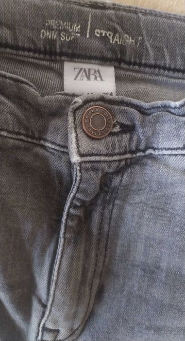 Szare jeansy z przetarciami,wysoki stan ,proste nogawki,ZARA, rozm.XS