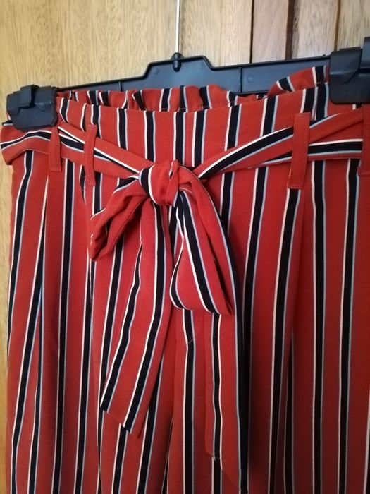 Calças fluidas Zara