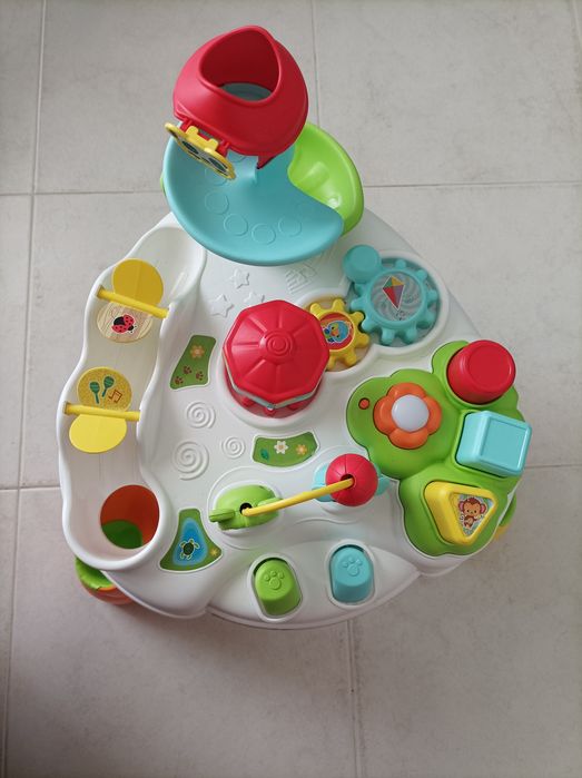 Mesa de actividades64551121224578124