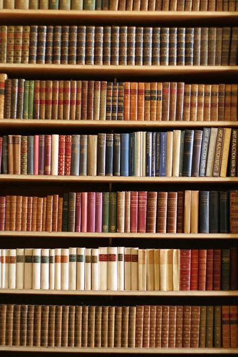 Книги разных писателей‼️