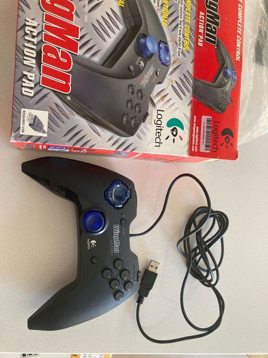 Comando Wingman action pad