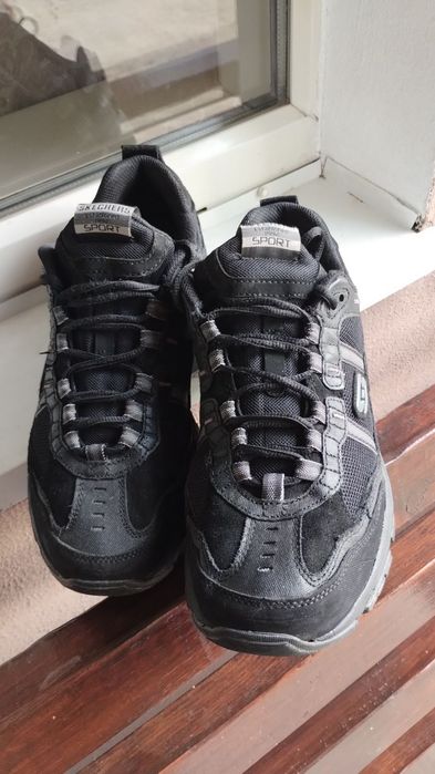 Кросівки Skechers 44+шкарпетки у подарунок