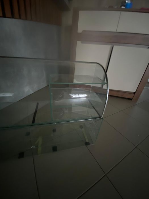 Вітрина скляна настільна