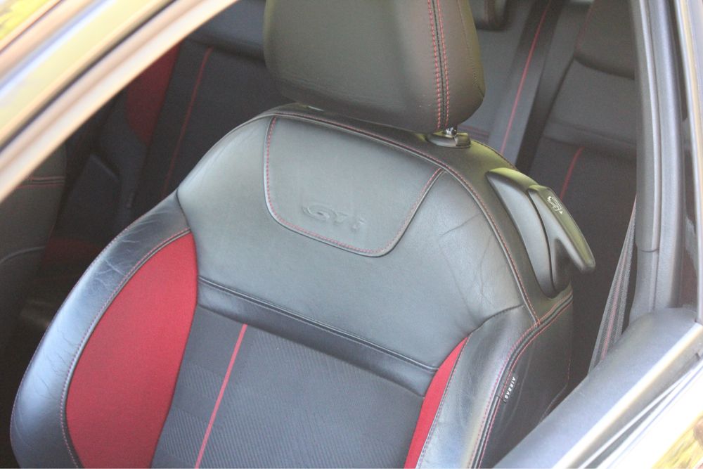 Peugeot 208 Gti 200cv