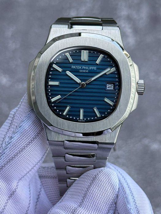 Швейцарський чоловічий годинник Patek Philippe Nautilus Blue