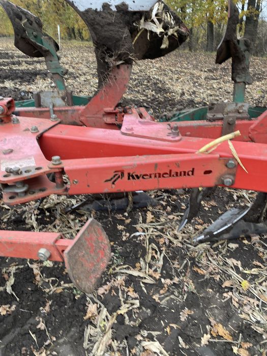 Плуг пяти корпусний кверделанд