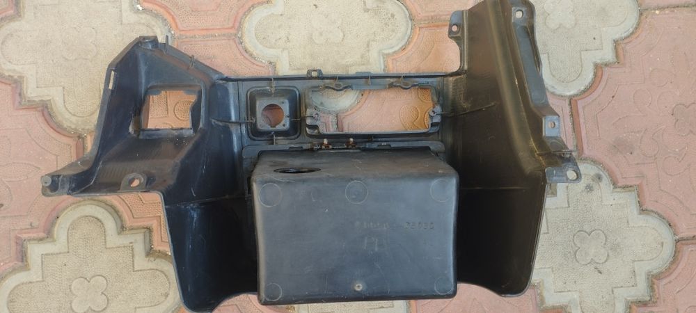 Бардачок Toyota camri 1988