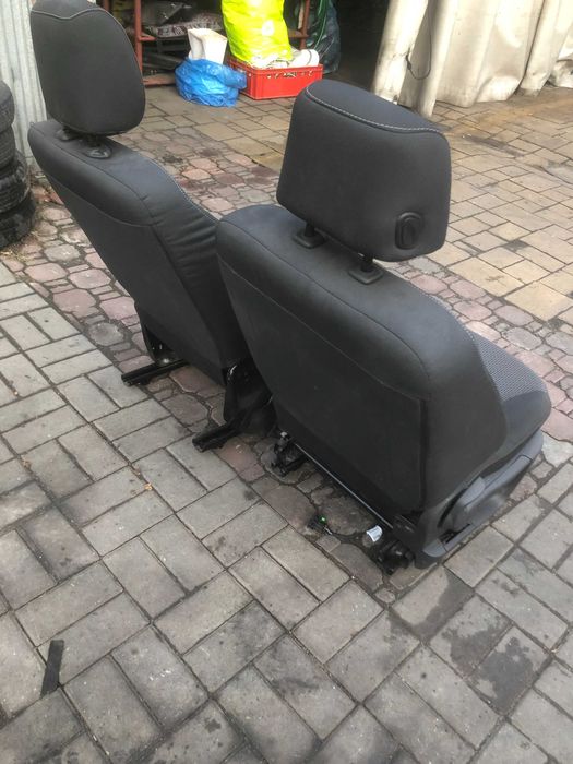 Fotel kierowcy fotel pasażera Mercedes Citan ,Renault Kangoo 2015r