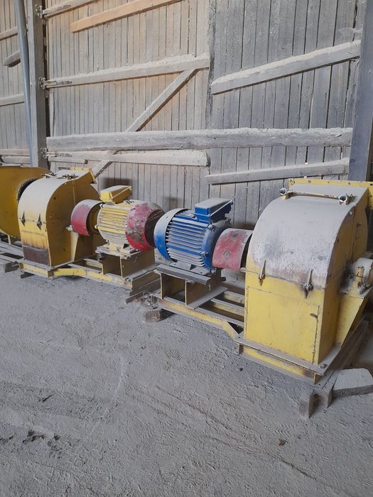 Дробарка молоткова посилена для дріблення деревних матеріалів