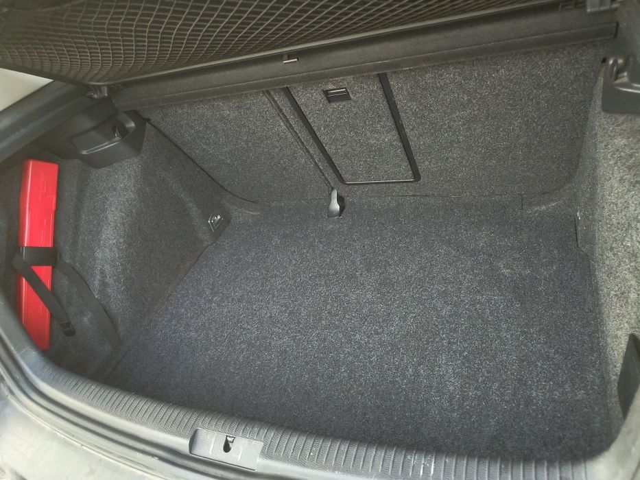 VW Golf VI 2.0 110cv - 09