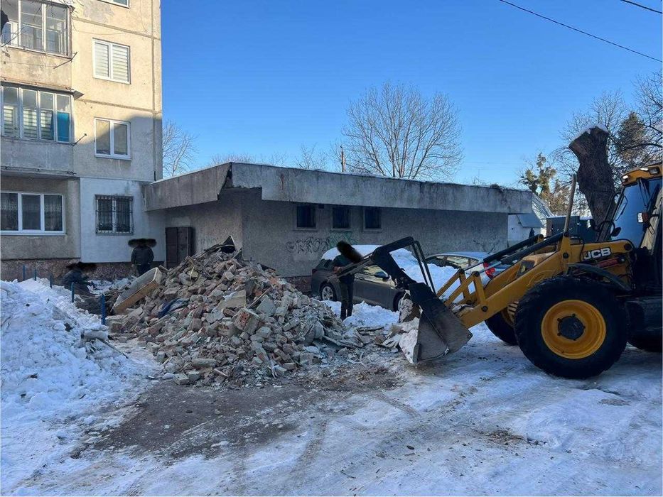 вивіз сміття / вивезення сміття / вивіз будівельного сміття / демонтаж