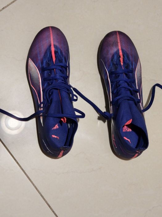 W A R T O !!! korki Puma ULTRA 5 MATCH+ rozmiar 41