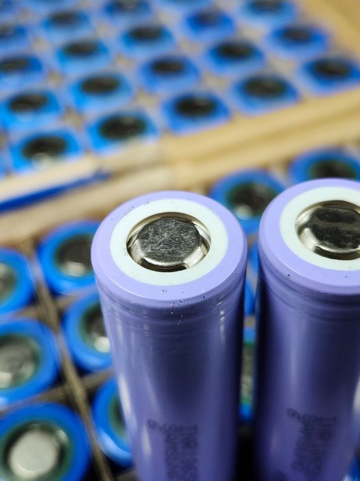 Качественные аккум Samsung 29E v6 18650 роб. напруга 2,9–4,3В