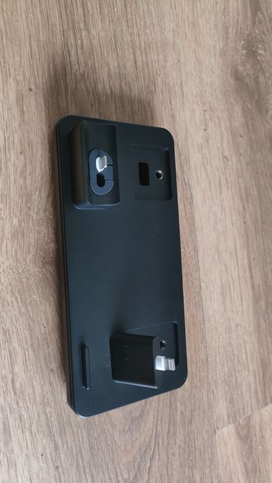 Multi Ładowarka 3 W 1 Apple 
Sprzęt sprawny technicznie.