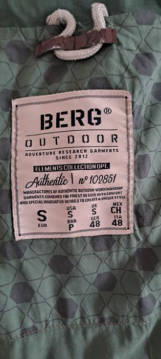 casaco/ Blusão verde caqui, Tam S ( grande)
Marca Berg