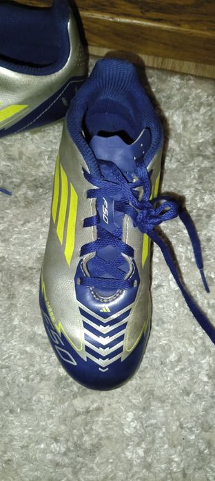 Buty piłkarskie korki Adidas F50