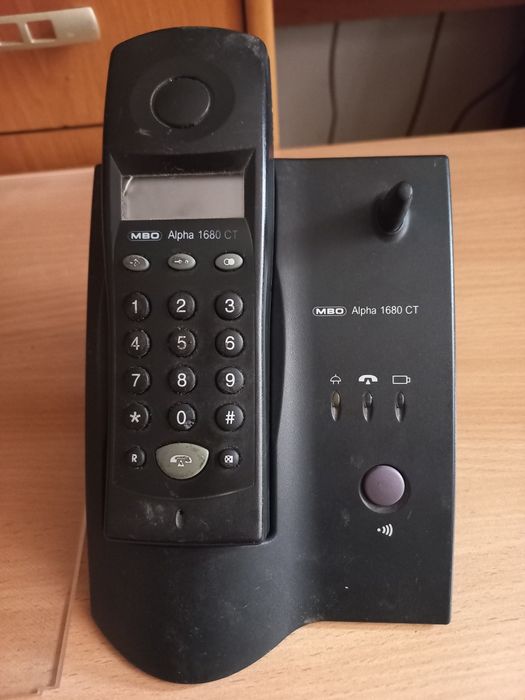 Telefon stacjonarny bezprzewodowy